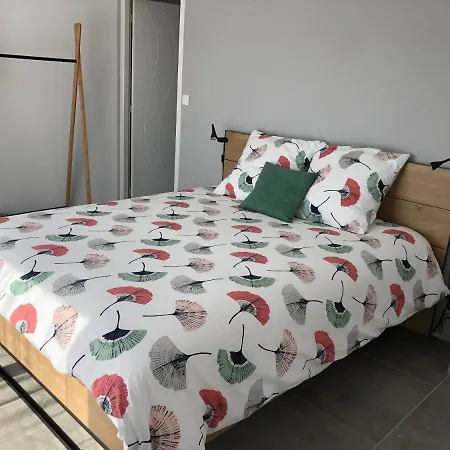 Lesberit Bed & Breakfast Saint-Medard-de-Guizieres